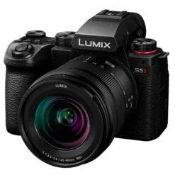 Panasonic Lumix S5 II With Lumix 20-60mm Lens
