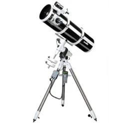 Skywatcher Explorer 200P EQ5 Pro SynScan GoTo Newtonian